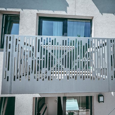 Wake Up Esch City Exterior foto